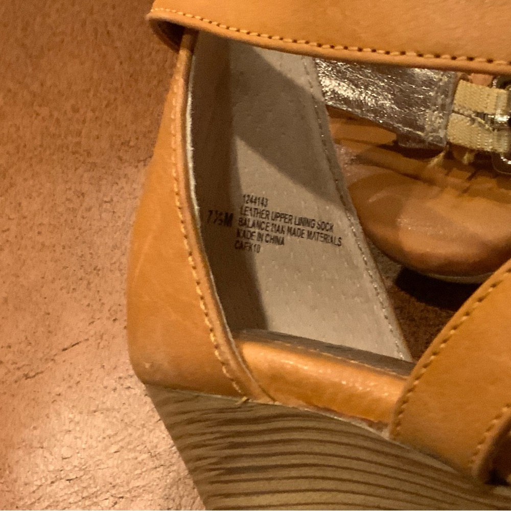 Women’s Tan Strappy High Heel Sandals - Picture 6 of 7
